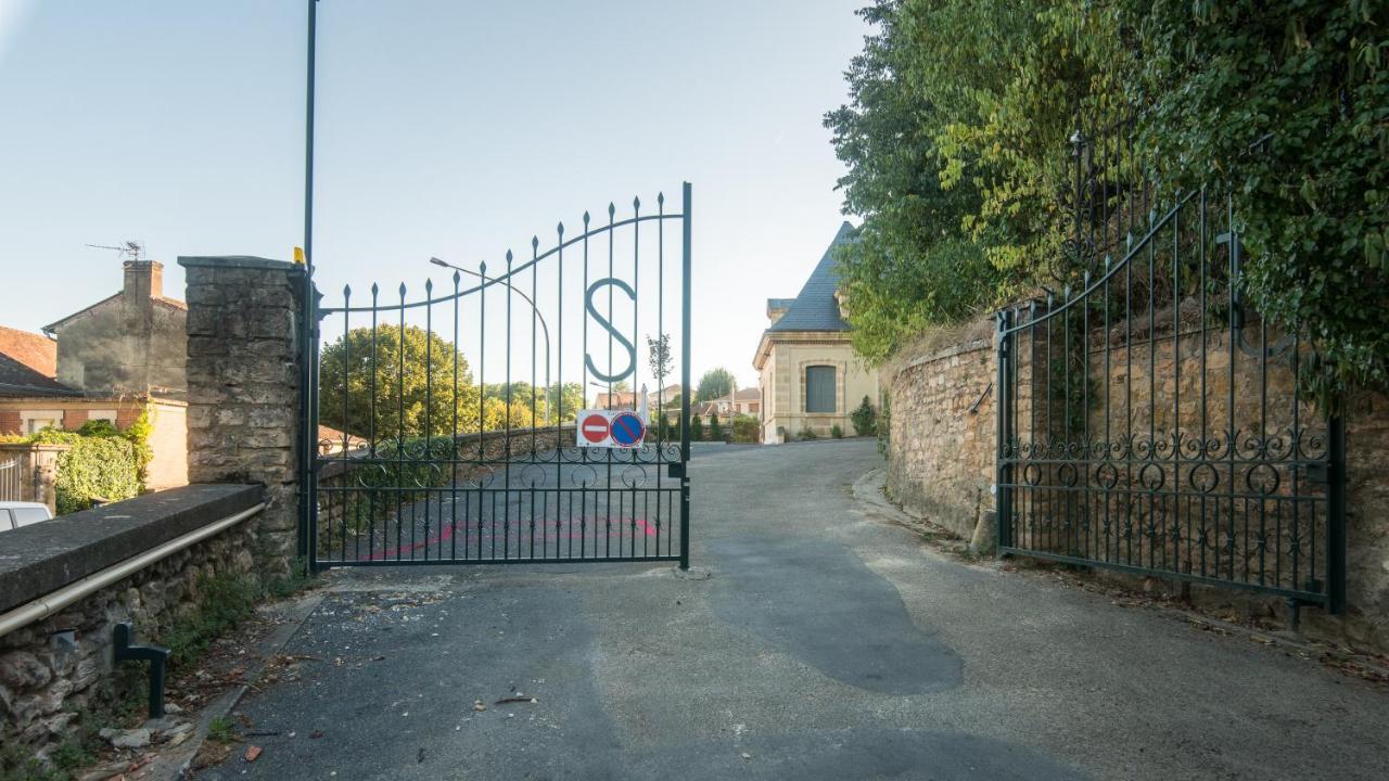 "Le Soleil Levant" Avec Balcon Et Parking Prive, 2 Adultes Et 1 Enfant Sarlat-la-Canéda Exterior photo