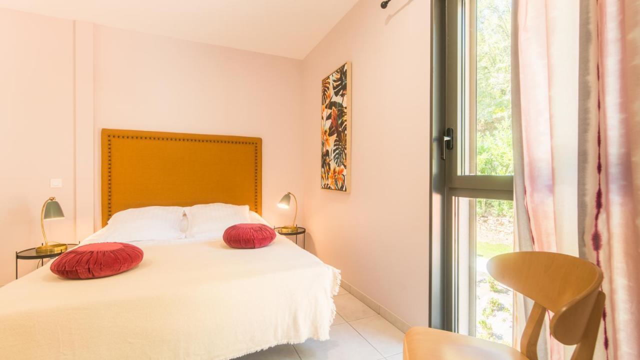 "Le Soleil Levant" Avec Balcon Et Parking Prive, 2 Adultes Et 1 Enfant Sarlat-la-Canéda Exterior photo